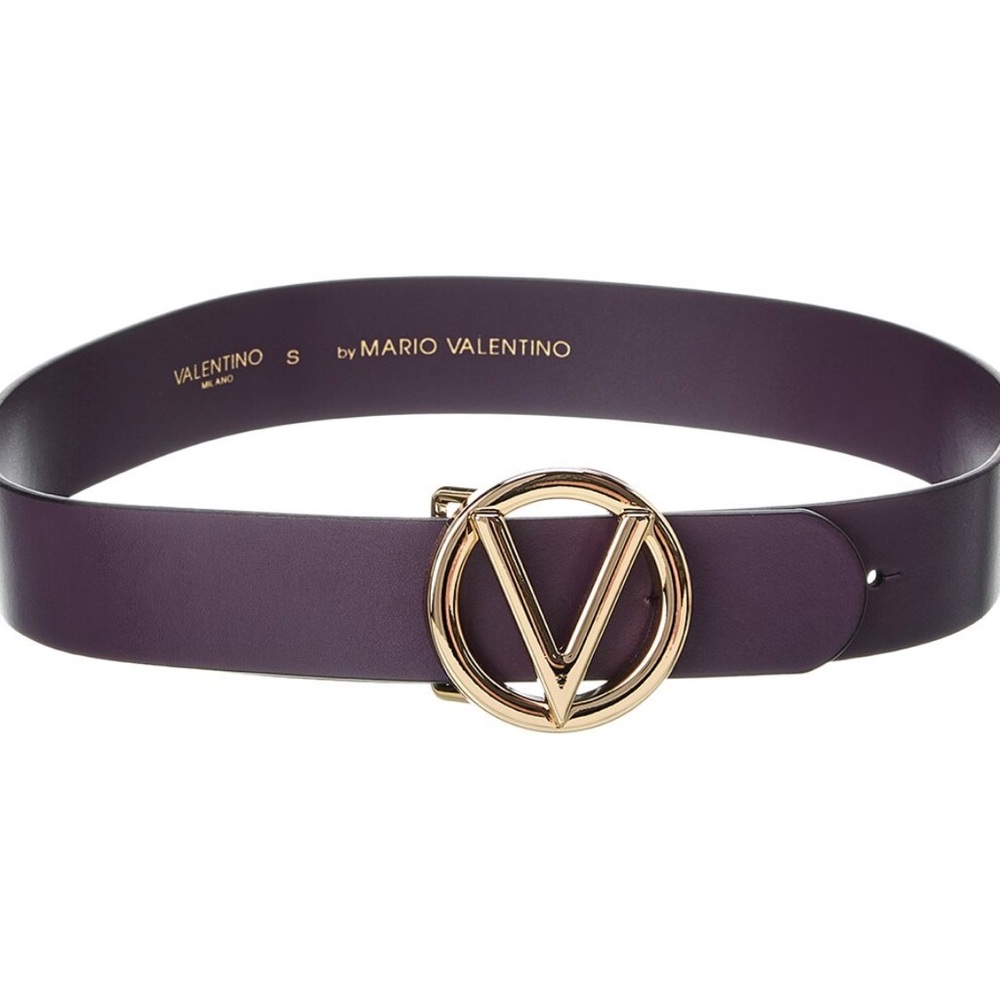 Valentino women’s chocolate belt with gold buckle in size medium